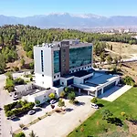 Park Dedeman فندق
