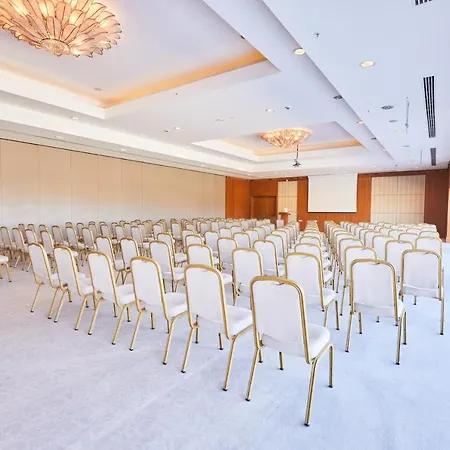 Park Dedeman فندق